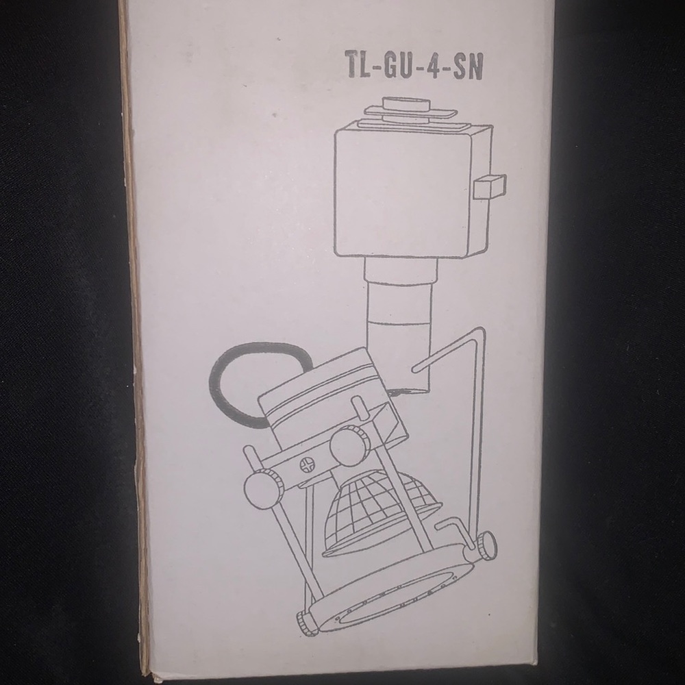 7 Tracklights NWOT